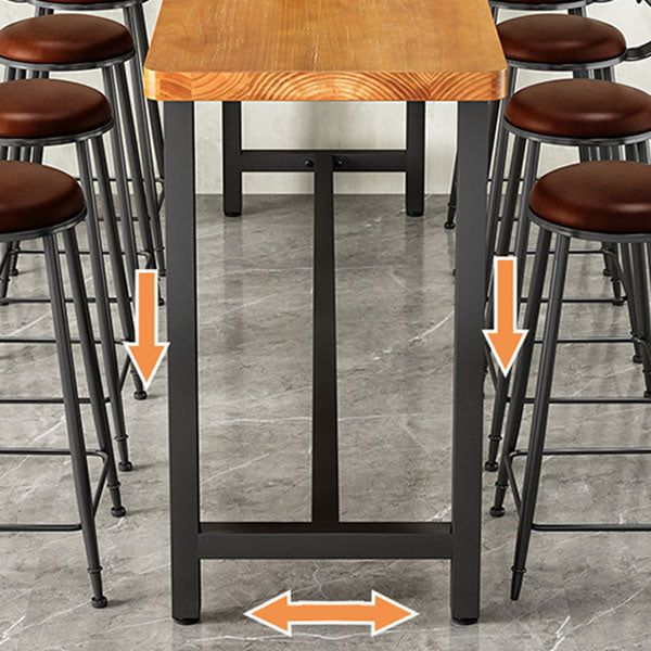 Table de bar à barre supérieure en bois de pin rectangulaire avec base de chevalet en noir