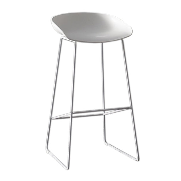 Industrial Low Back Bar Stool Metal Bar Stools in Black for Home Use