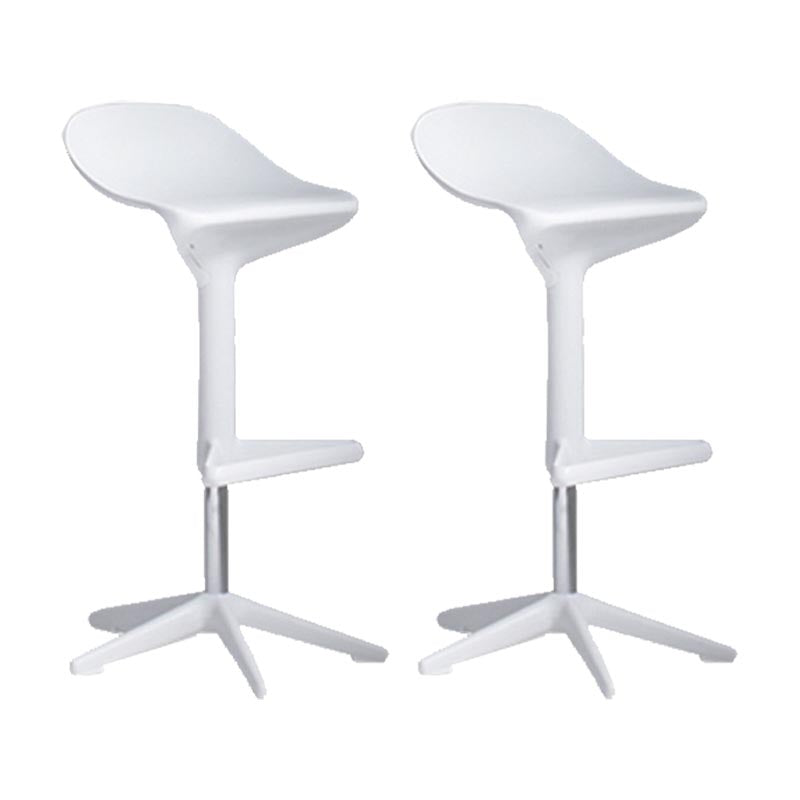 Sgabello da barretta di altezza regolabile scandinava