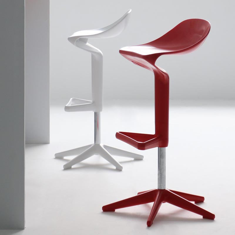 Sgabello da barretta di altezza regolabile scandinava