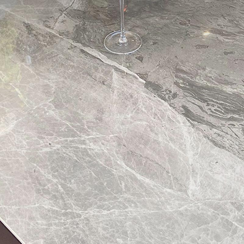 Eigentijdse stenen eettafel rechthoek eettafel met 4 houten benen in zwart