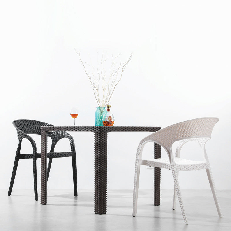 Modern Style Dining Chair Plastic Arm Chair with Plastic Legs for Kitchen