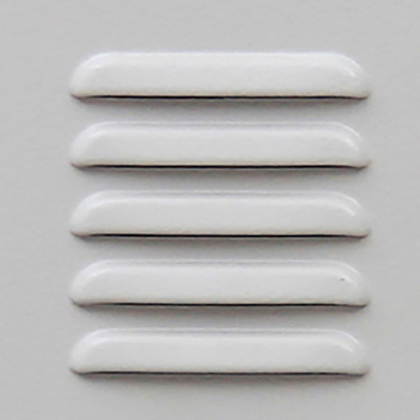 Grijze kast met metalen deur moderne scharnierende deur opbergkast voor thuis