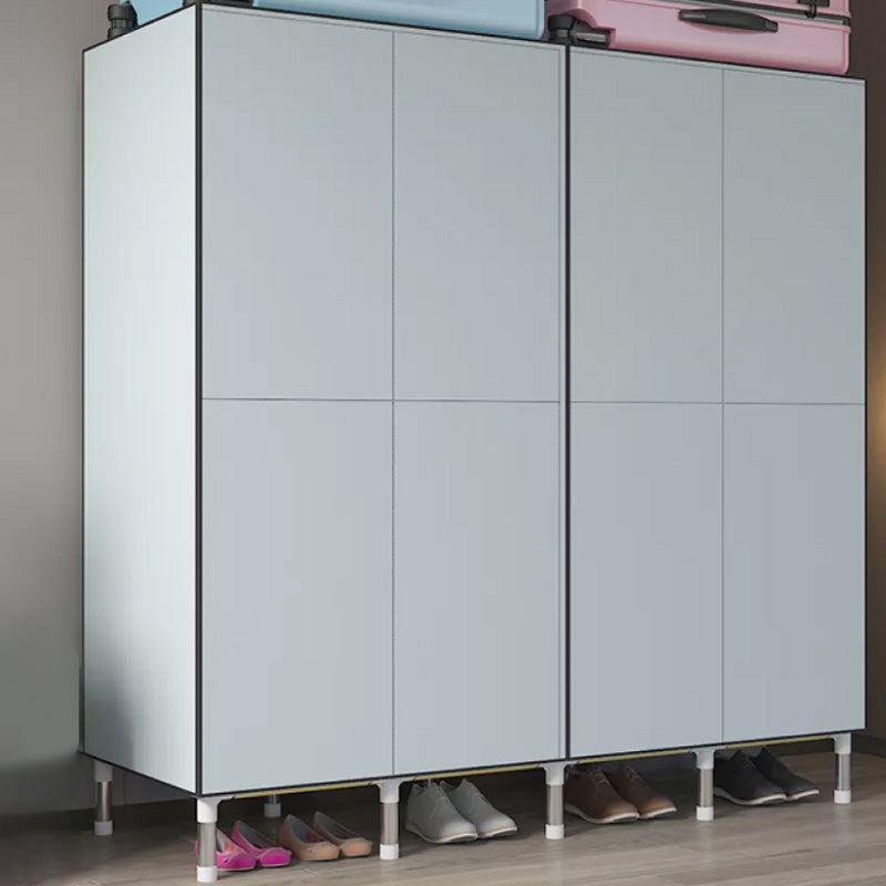 Armario de marco de metal plateado Armario de vestuario de estilo moderno para dormitorio