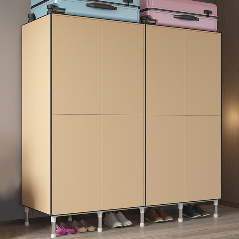 Armario de marco de metal plateado Armario de vestuario de estilo moderno para dormitorio