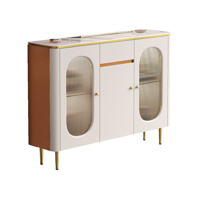 Sideboard di pietra in pietra glam bianca con porta per la cucina