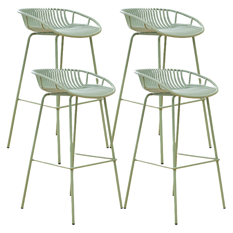 Moderne plastic voorgevormde stoel IJzeren Base voetstoel kruk voor woonkamer