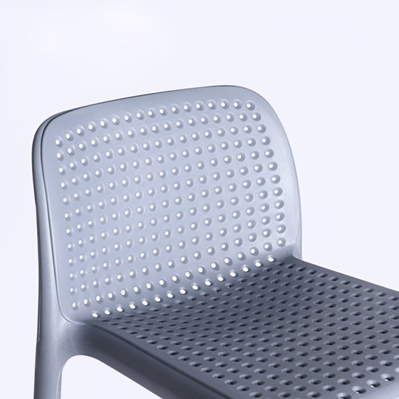 Sgabello quadrato sul retro posteriore per il soggiorno per soggiorno moderno per soggiorno