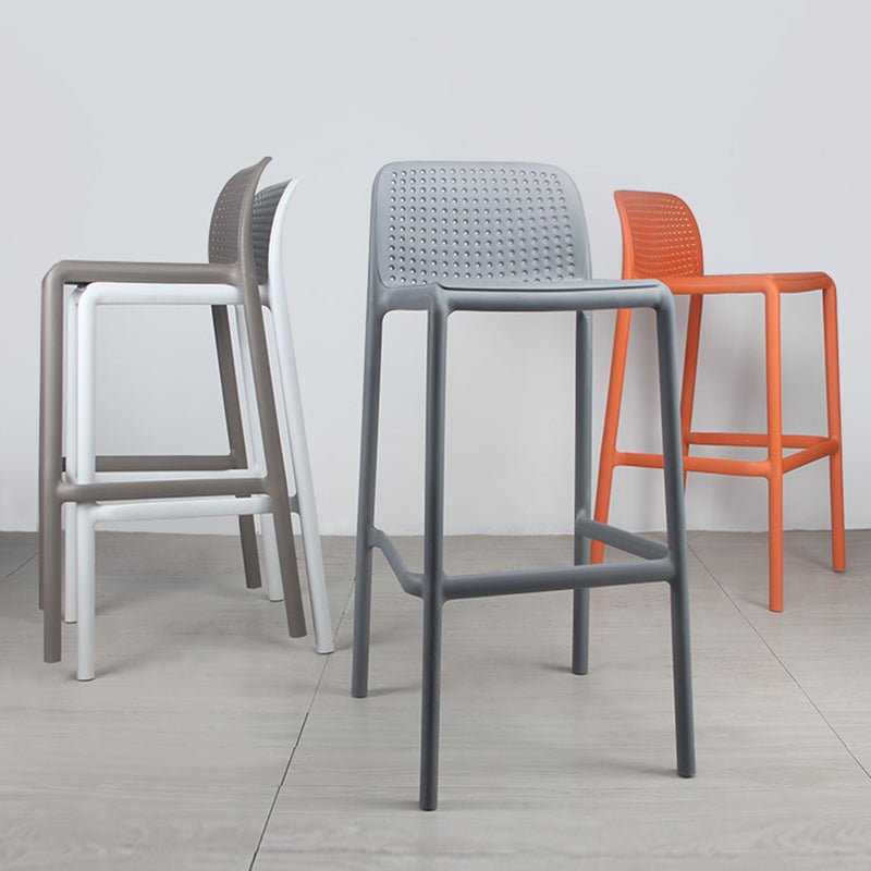 Sgabello quadrato sul retro posteriore per il soggiorno per soggiorno moderno per soggiorno