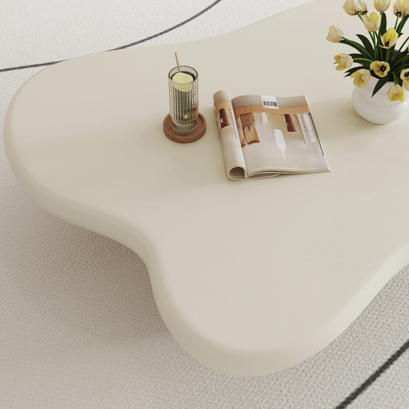 Couchtisch aus Massivholz mit 4 Beinen, moderner, minimalistischer Couchtisch