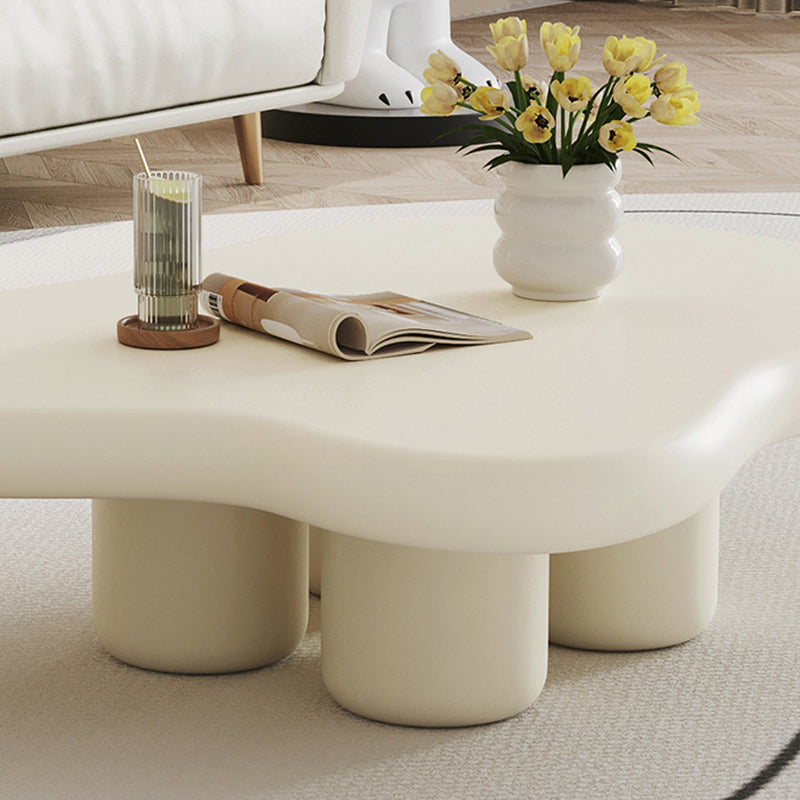 Couchtisch aus Massivholz mit 4 Beinen, moderner, minimalistischer Couchtisch