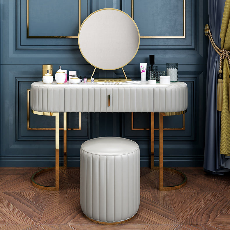 Holzwaschtisch mit Stuhl und Spiegelstein Top Eitelkeit in Grau