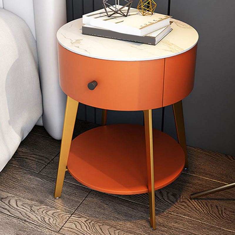 モダンな22インチの高さの夜のテーブルストーントップ1ドロワーシェルフには、脚のあるナイトスタンドが含まれています
