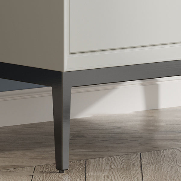 Lederen borst met metalen benen verticale opbergkast met laden voor slaapkamer