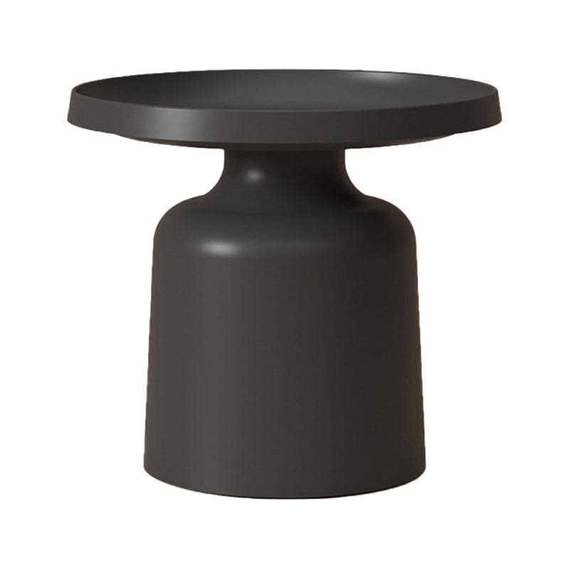 Metal Minimalist Cocktail Table Round Coffee Table for Living Room 20"L x 20"W x 18"H Black Clearhalo 'Coffee & Accent Tables' 'Coffee Tables' 'coffee_tables' 'furn' 'furn_coffee_tables' 'Furniture' 'Living Room Furniture' 5612086