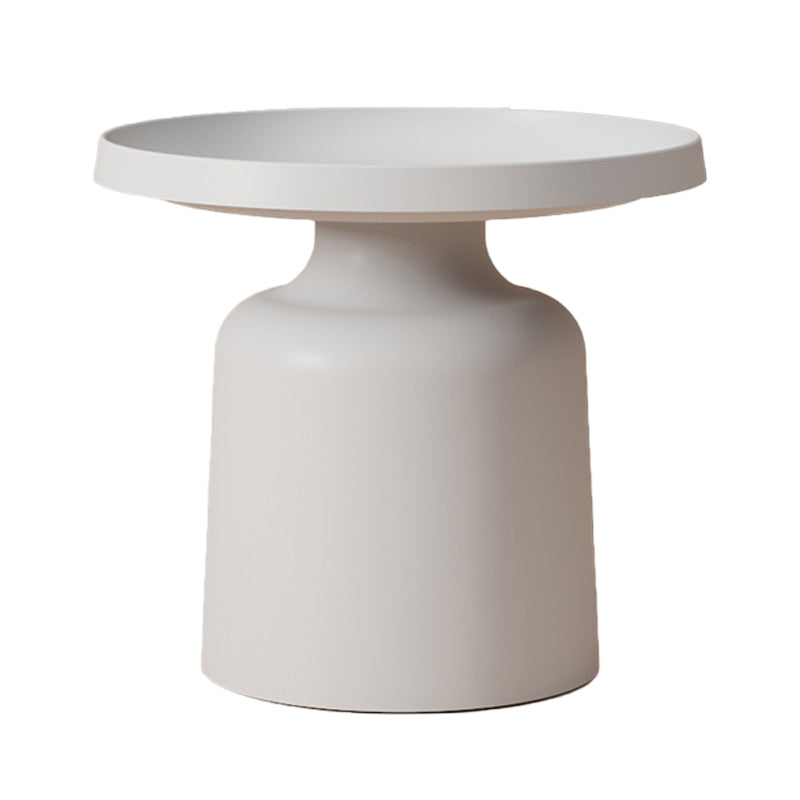Metal Minimalist Cocktail Table Round Coffee Table for Living Room 20"L x 20"W x 18"H Grey White Clearhalo 'Coffee & Accent Tables' 'Coffee Tables' 'coffee_tables' 'furn' 'furn_coffee_tables' 'Furniture' 'Living Room Furniture' 5612092
