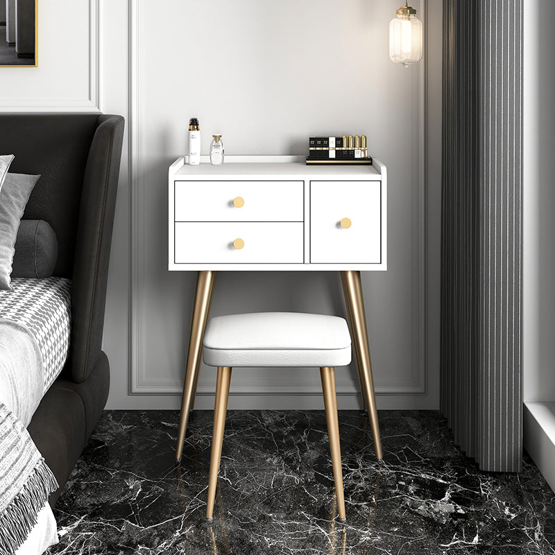 Contemporary Vanity Dressing Table 3 Drawer 30.7" Tall Makeup Vanity Desk Table Makeup Vanity & Stools 24"L x 16"W x 31"H White Clearhalo 'Bedroom Furniture' 'furn' 'furn_makeup_vanities' 'Furniture' 'Makeup Vanities' 'makeup_vanities' 5614652