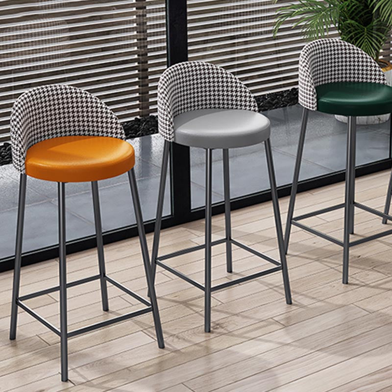 Troy de barras de reposapiés de hogar contemporáneo Matte Tapato Matte Tapato