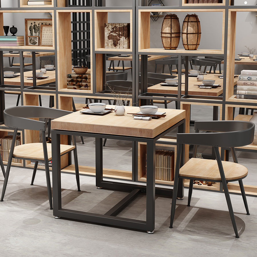 Table à manger en bois massif carré table à manger industrielle avec base en métal