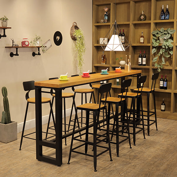 Mesa de reposapiés industrial y juego