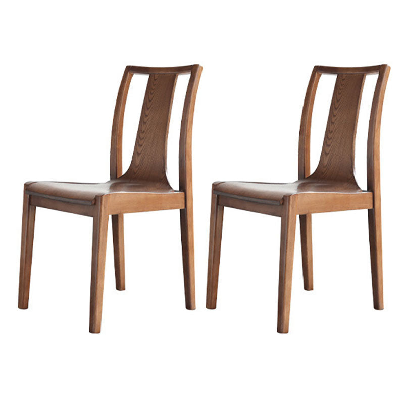 Silla lateral de la habitación del interior del interior de la madera del interior