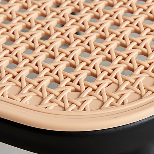 Sgabello moderno con poggiapiedi quadrato Sgabello in rattan di plastica in bianco e nero