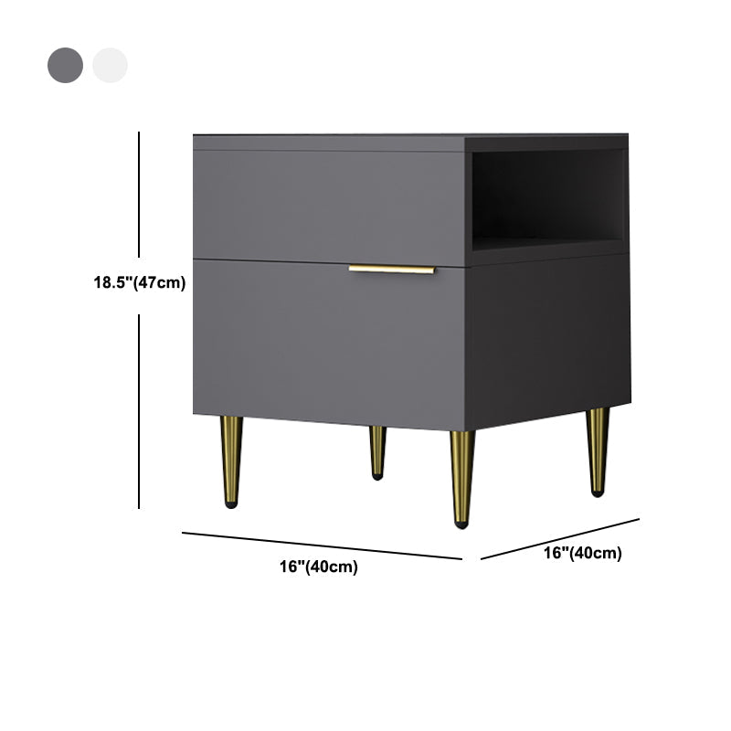 Mesa de noche de madera de imitación glamorosa de 18 pulgadas H Mesa de 1 cortavadora en gris/blanco