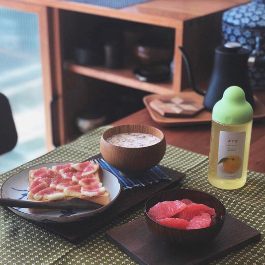 Solid Wood Sliding Doors Buffet 39.5"L Modern Living Room Buffet Stand Clearhalo 'buffet_sideboard' 'Buffets & Sideboards' 'furn' 'furn_buffet_sideboard' 'Furniture' 'Kitchen & Dining Furniture' 5632212