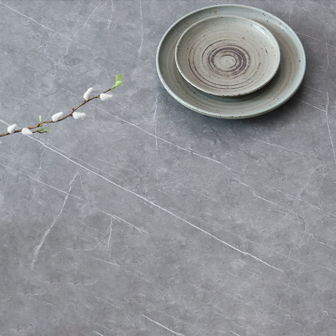 木製のベースと4本の脚を備えた中世のモダンな焼結さた石のテーブル長方形のテーブル