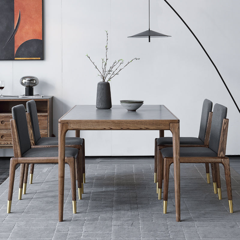 木製のベースと4本の脚を備えた中世のモダンな焼結さた石のテーブル長方形のテーブル