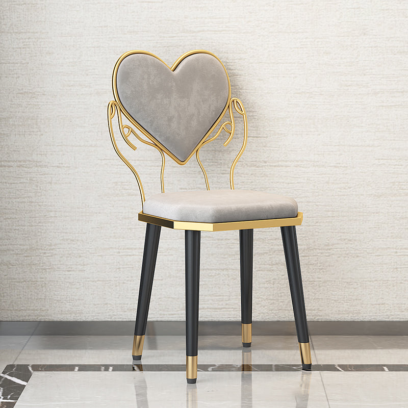 Sedia da pranzo in velluto in stile nordico sedie da pranzo in metallo per uso del ristorante