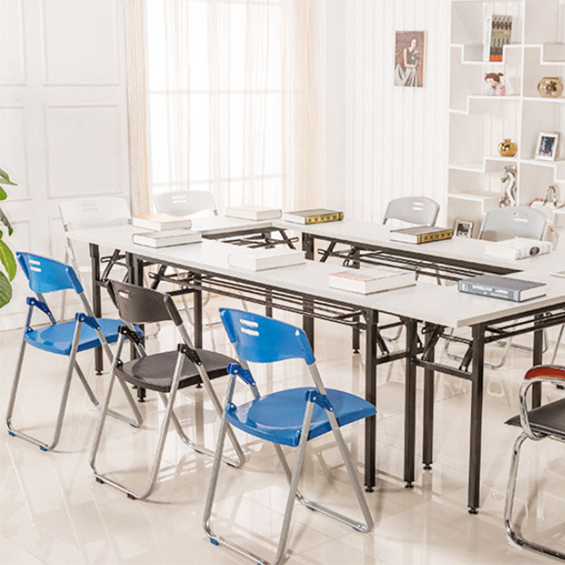 Sedia conferenza imbottita moderna senza braccio.