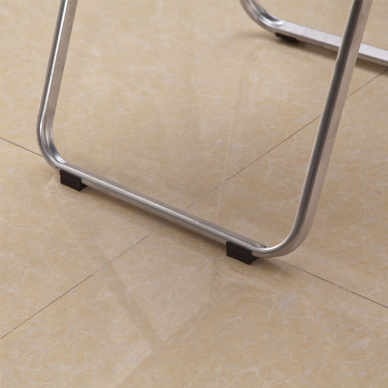 Sedia conferenza imbottita moderna senza braccio.