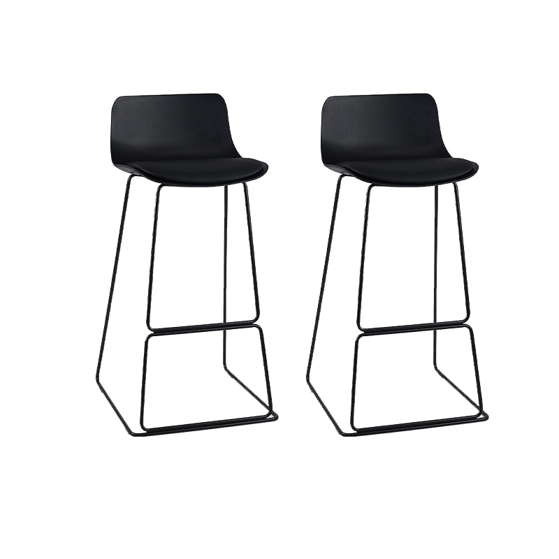 Indoor Footrest Dining Stool Plastic Industrial Low Back Counter-height Stool Black 2 Piece Set Clearhalo 'Bar Furniture' 'Bar Stools' 'bar_stools' 'furn' 'furn_bar_stools' 'Furniture' 'Kitchen & Dining Furniture' 5638394