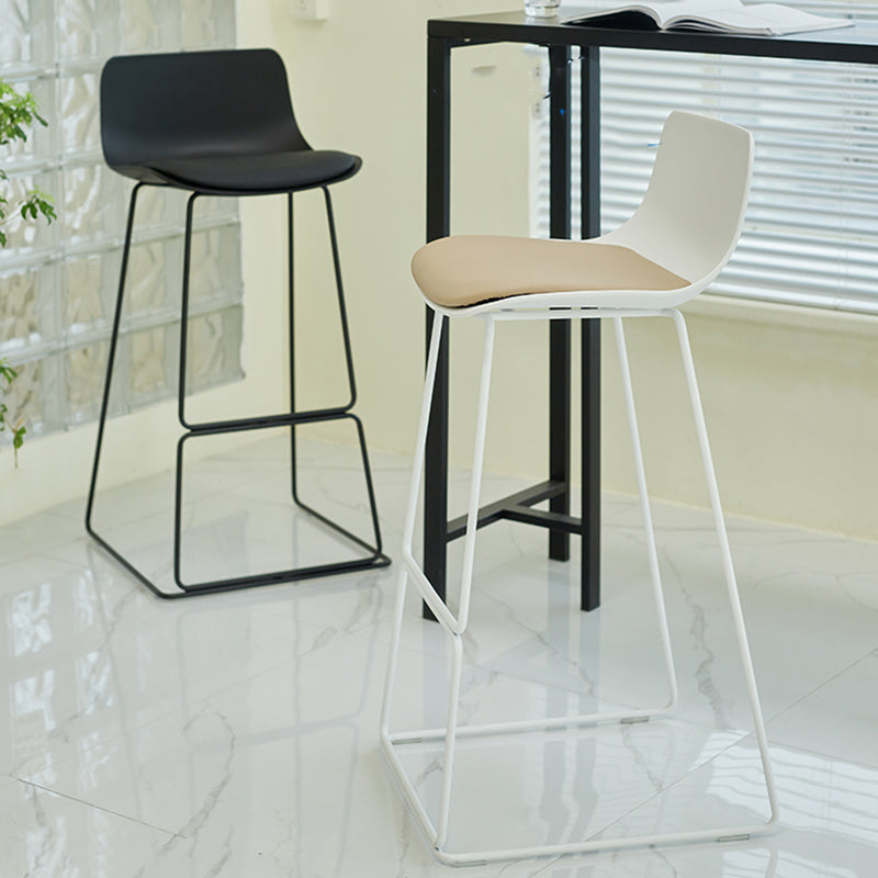 Indoor Footrest Dining Stool Plastic Industrial Low Back Counter-height Stool Clearhalo 'Bar Furniture' 'Bar Stools' 'bar_stools' 'furn' 'furn_bar_stools' 'Furniture' 'Kitchen & Dining Furniture' 5638413
