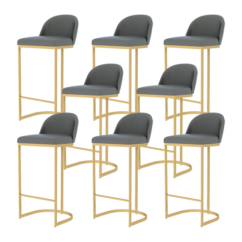 Glam Grey Metal Barstool Faux Cuero Tapato tapizado con base de oro con base de oro