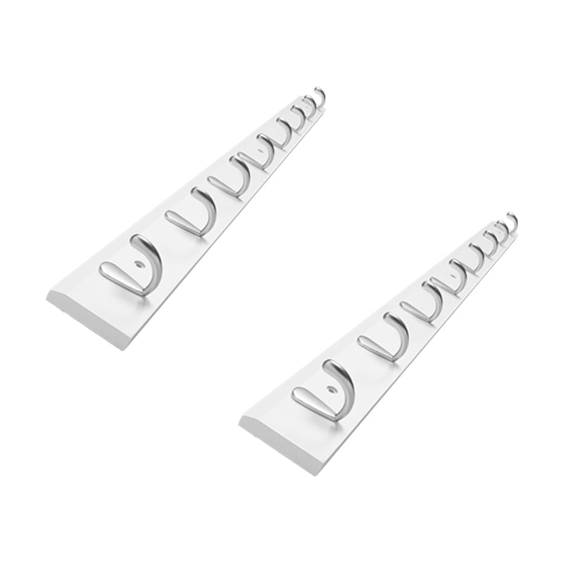 Moderne Holzkleiderbügel mit wand montierten Haken Hallbaumattrack