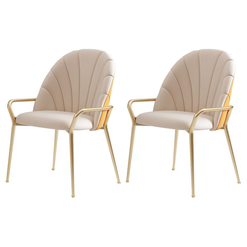 Sedia per sala da pranzo in metallo glam braccio laterale in pelle sintonizzata per uso del ristorante