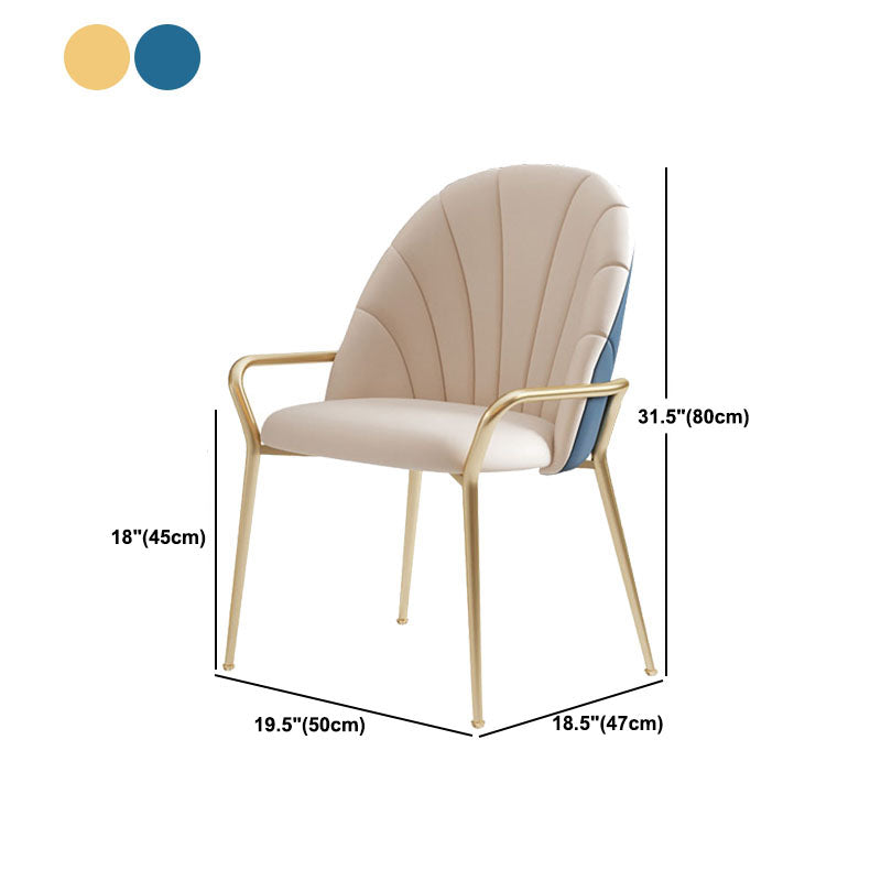 Sedia per sala da pranzo in metallo glam braccio laterale in pelle sintonizzata per uso del ristorante