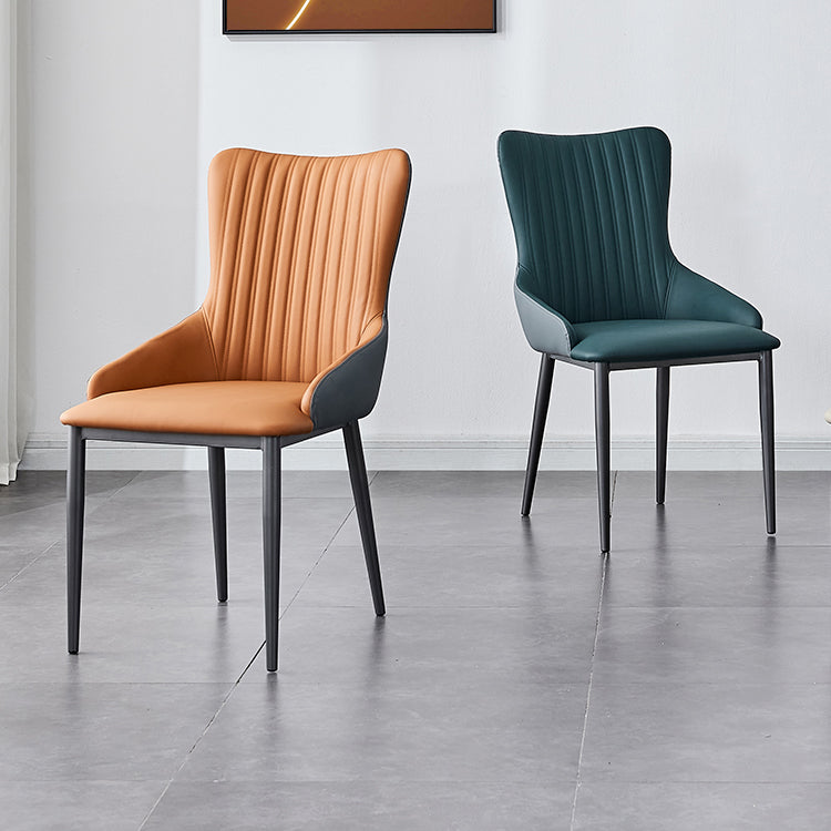 モダンホームレザーアームチェアマット仕上げソリッドバックダイニングチェア