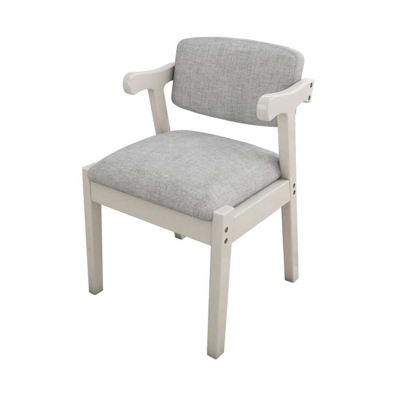 コンテンポラリースタイルのダイニングチェア木製の脚付きダイニングアームサイドチェア