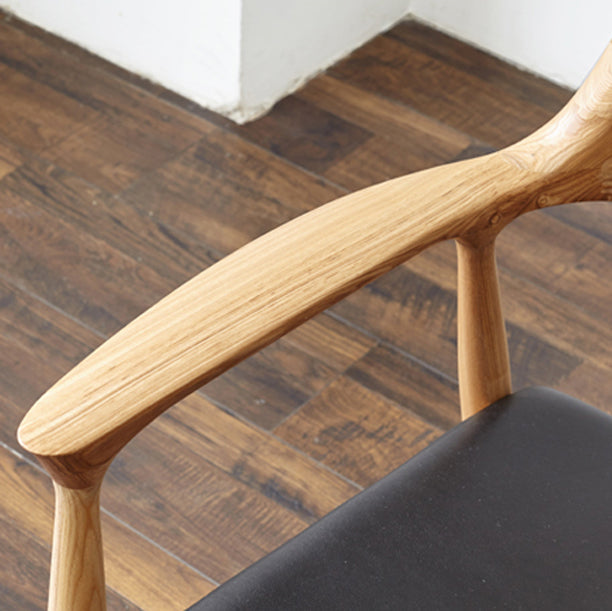 コンテンポラリーダイニングサイドチェアマット仕上げ固体木製オープンバックアームチェア