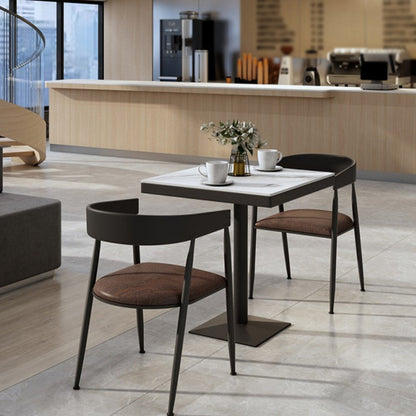 Table à manger carrée industrielle en métal