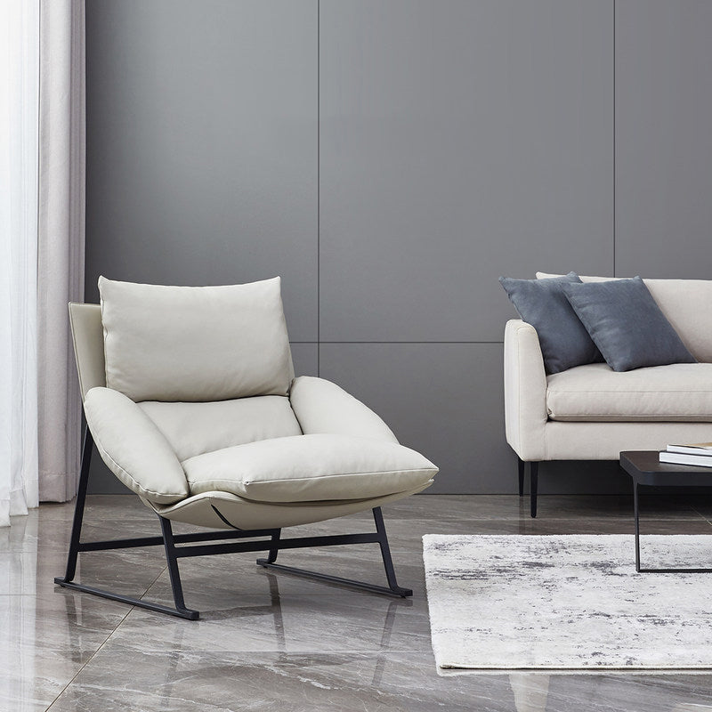 Zeitgenössischer 35,5 "breites Kunstleder -Leder -Kissen -Back -Lounge -Stuhl