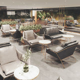 27.56 "de amplio estilo escandinavo acento sillón cruzado silla de brazo de metal cruzado