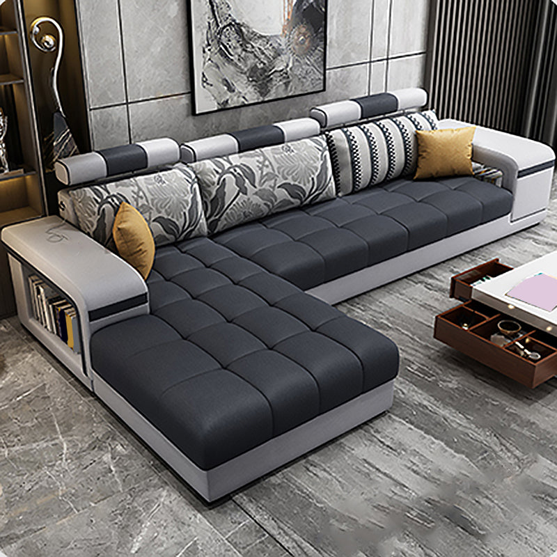 Divano contemporaneo di stoccaggio a slittamento del braccio quadrato.