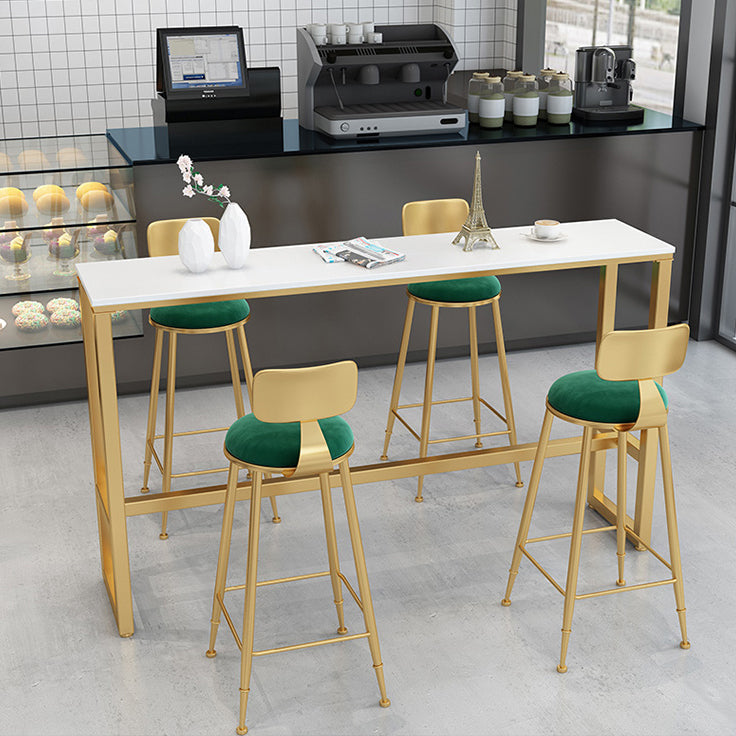 Taburete de tela de taburete de barra de glam metal con patas doradas en acabado mate