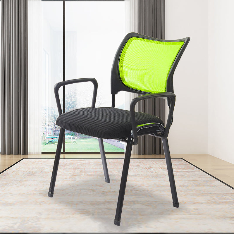 Silla de escritorio de malla baja sin ruedas silla de conferencia de armas fijas