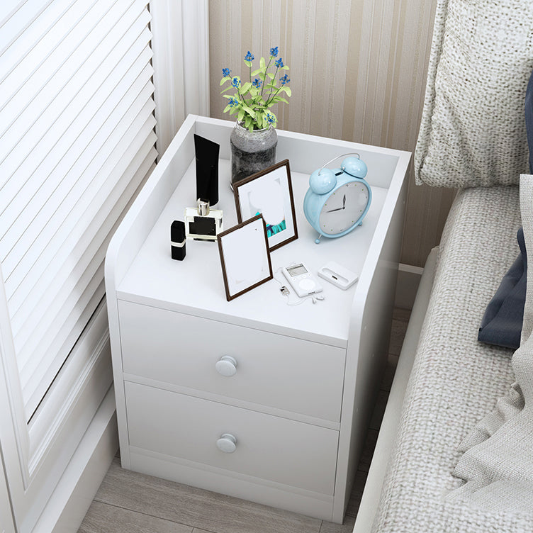 Scandinavian Natural/White Bedside Table 20" H Wood Nightstand with Storage 16"L x 14"W x 20"H White 2 Clearhalo 'Bedroom Furniture' 'furn' 'furn_night_stand' 'Furniture' 'night_stand' 'Nightstands' 5659234