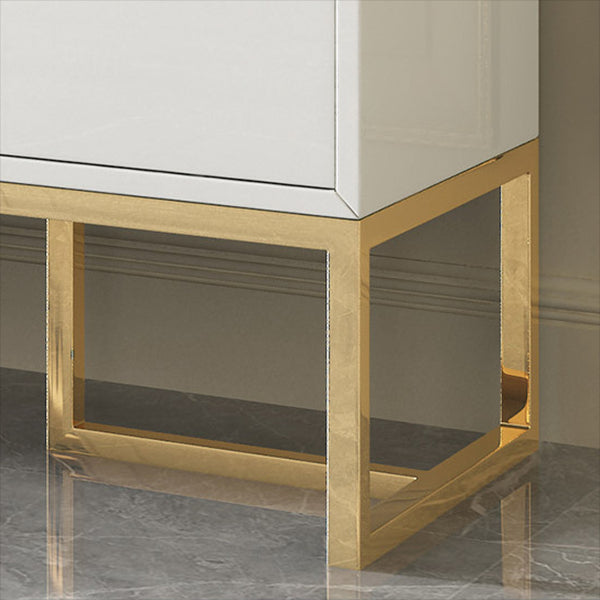 Credenza con counterne in vetro in legno ingegnerizzato a 3 cassetti per la sala da pranzo